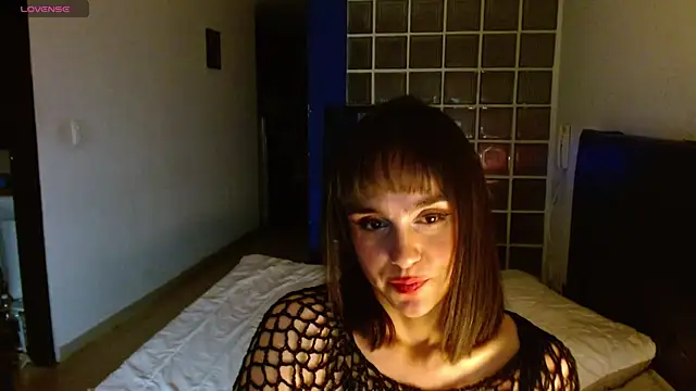 Snapshot of collette_beaufoy_ chatting on February 2025 11:51:02 PM collette beaufoy online show from February 2025 11:51:02 PM