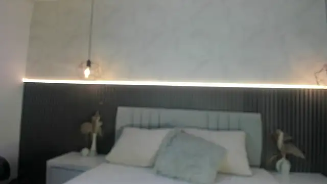 SHANONCLARK online show from September 2025 07:08:01 PM