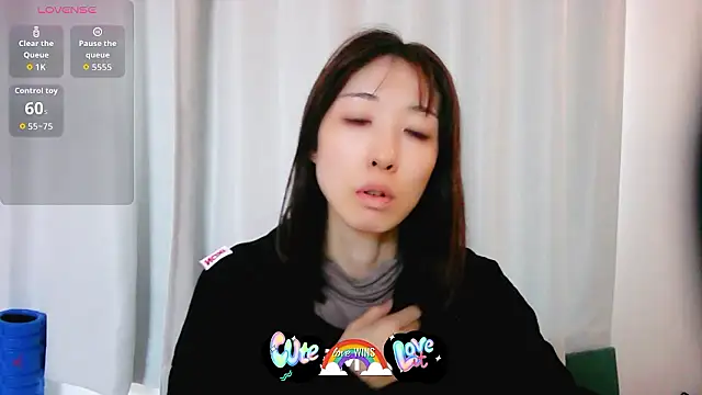 Snapshot of Love_me_Eri_ chatting on October 2025 11:16:01 PM Love me Eri online show from October 2025 11:16:01 PM