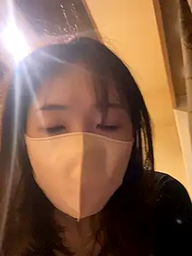 Snapshot of Love_me_Eri_ chatting on November 2025 11:05:01 PM Love me Eri online show from November 2025 11:05:01 PM