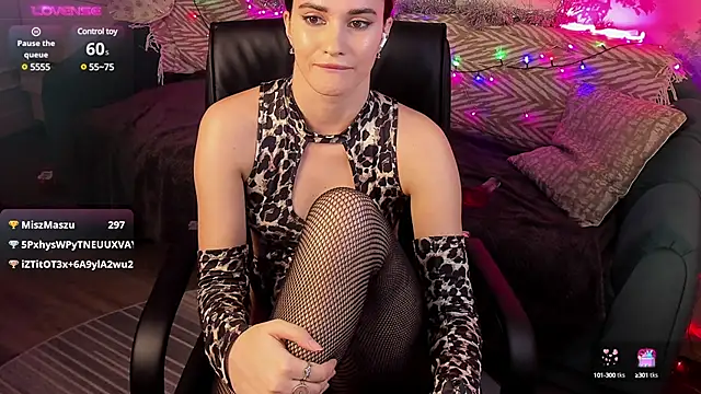 amanda strong online show from January 2025 04:02:01 AM