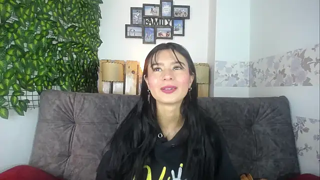 renata allen online show from December 2024 01:29:01 PM