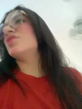 Lia flowers online show from December 2024 06:26:02 PM