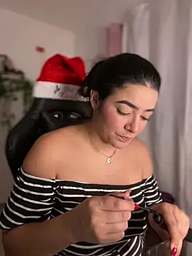Lia flowers online show from December 2024 01:32:02 AM