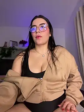 Lia flowers online show from January 2025 11:12:01 PM