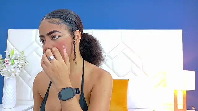 Tyra Kane online show from October 2025 04:20:02 AM