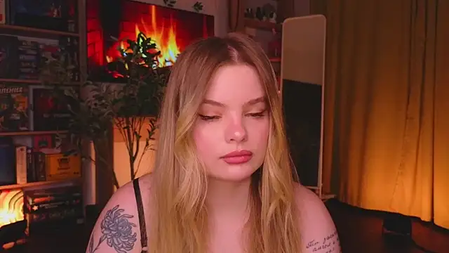 Snapshot of Hottie_Jane chatting on October 2025 06:53:01 PM Hottie Jane online show from October 2025 06:53:01 PM