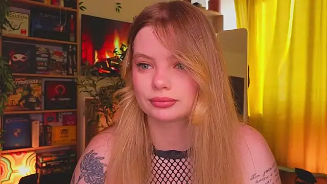 Snapshot of Hottie_Jane chatting on October 2025 09:21:02 AM Hottie Jane online show from October 2025 09:21:02 AM