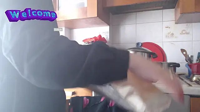 martachatte online show from February 2025 10:41:01 AM