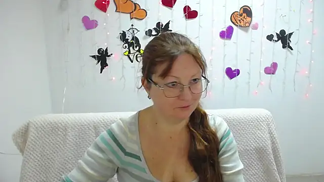 VanessaHotts online show from March 2025 06:04:01 AM