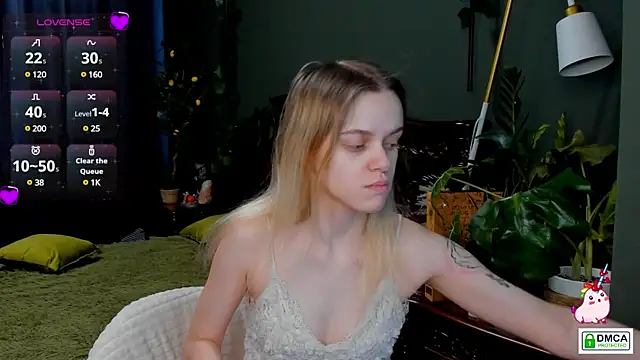 lady bellaa online show from December 2024 07:36:02 AM