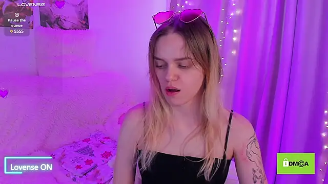 lady bellaa online show from February 2025 11:04:01 AM