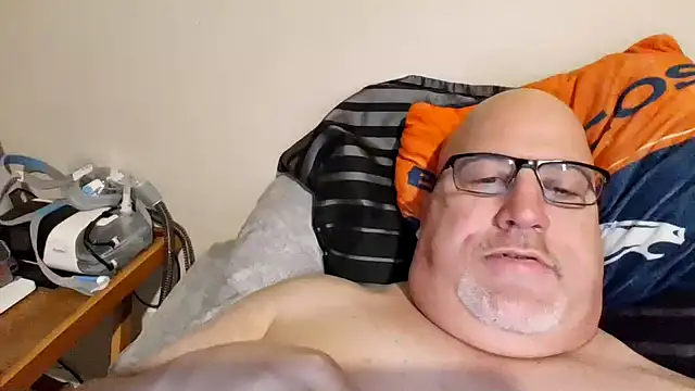 Snapshot of Bigbear0563 chatting on January 2025 03:04:01 PM Bigbear0563 online show from January 2025 03:04:01 PM