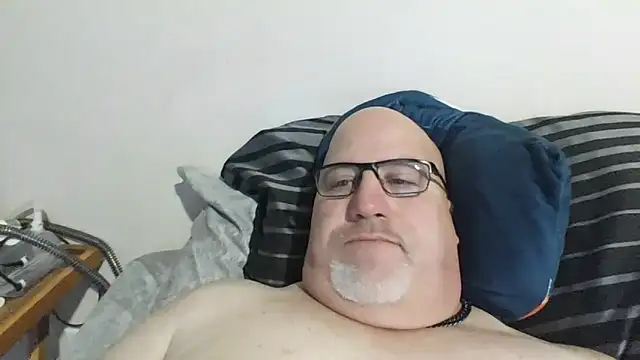 Snapshot of Bigbear0563 chatting on January 2025 05:53:01 PM Bigbear0563 online show from January 2025 05:53:01 PM