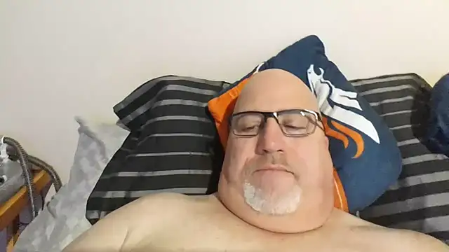 Snapshot of Bigbear0563 chatting on February 2025 04:18:01 PM Bigbear0563 online show from February 2025 04:18:01 PM