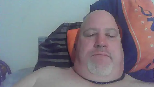 Snapshot of Bigbear0563 chatting on February 2025 01:02:02 AM Bigbear0563 online show from February 2025 01:02:02 AM