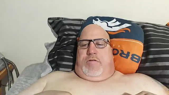 Snapshot of Bigbear0563 chatting on March 2025 02:44:01 PM Bigbear0563 online show from March 2025 02:44:01 PM