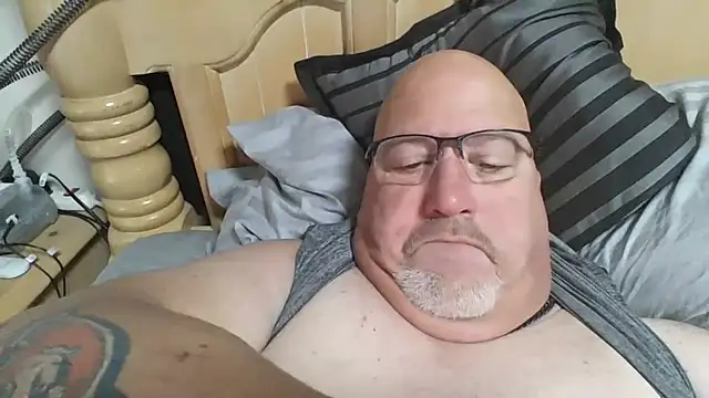 Snapshot of Bigbear0563 chatting on November 2025 04:07:02 PM Bigbear0563 online show from November 2025 04:07:02 PM