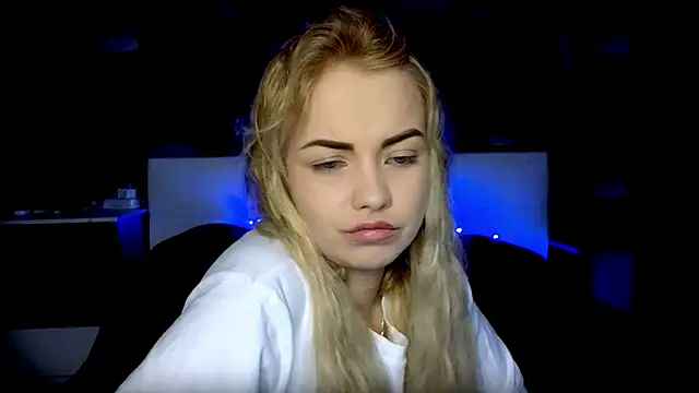 Snapshot of StephanieSweety chatting on November 2025 08:36:02 AM StephanieSweety online show from November 2025 08:36:02 AM