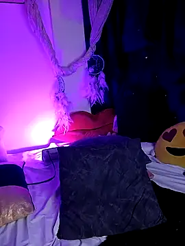 Piafisher1 online show from February 2025 01:33:02 PM