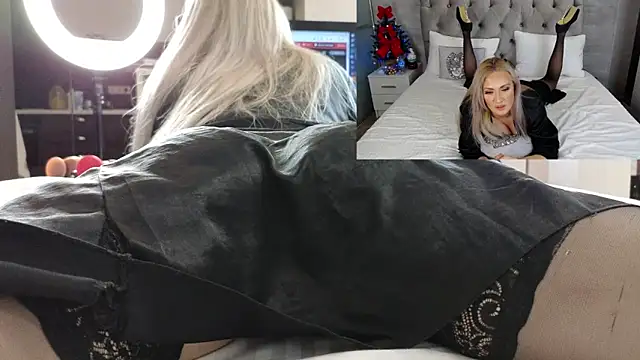 IsabellaDeRosa online show from December 2024 05:51:01 PM