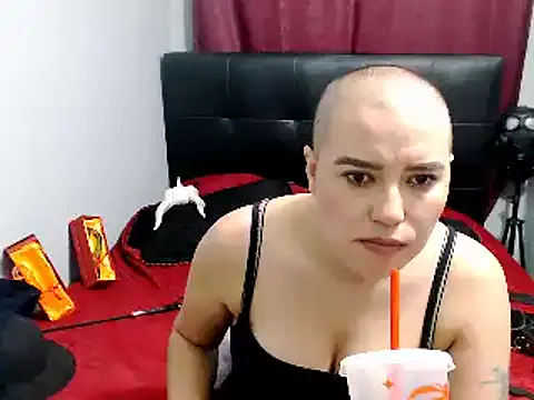 Snapshot of TamySweetness chatting on December 2024 10:55:02 PM TamySweetness online show from December 2024 10:55:02 PM