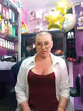 Snapshot of TamySweetness chatting on January 2025 06:21:01 PM TamySweetness online show from January 2025 06:21:01 PM