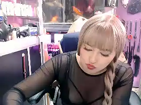 Snapshot of TamySweetness chatting on February 2025 03:53:01 PM TamySweetness online show from February 2025 03:53:01 PM