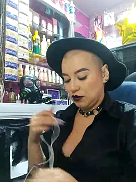 Snapshot of TamySweetness chatting on March 2025 12:40:02 PM TamySweetness online show from March 2025 12:40:02 PM