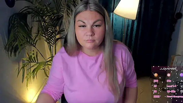 ZenaPallmer online show from September 2025 07:52:02 PM