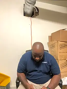 Snapshot of africandickxxl chatting on October 2025 01:40:02 PM africandickxxl online show from October 2025 01:40:02 PM