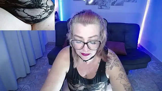 Snapshot of jazmin_ross chatting on December 2024 11:57:01 PM jazmin ross online show from December 2024 11:57:01 PM
