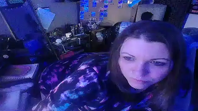 Snapshot of spunlikecottoncandy chatting on November 2025 09:15:01 PM spunlikecottoncandy online show from November 2025 09:15:01 PM