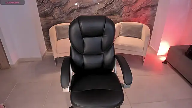 Snapshot of MileyCruz_ chatting on September 2025 12:48:02 AM MileyCruz online show from September 2025 12:48:02 AM