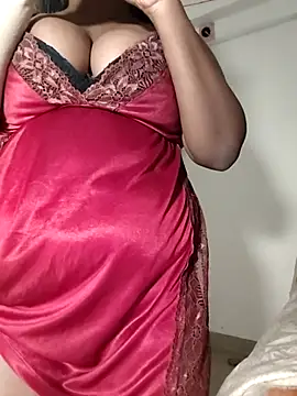 Snapshot of Hurrem_02 chatting on November 2025 12:49:02 PM Hurrem 02 online show from November 2025 12:49:02 PM