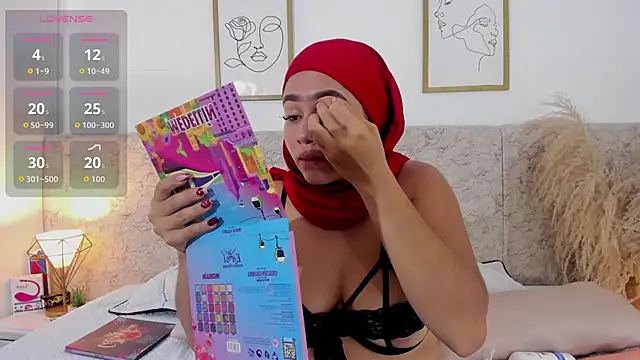 Snapshot of abby_gibson chatting on October 2025 07:43:01 PM abby gibson online show from October 2025 07:43:01 PM