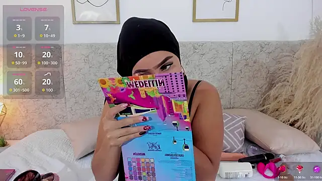 Snapshot of abby_gibson chatting on October 2025 06:53:01 PM abby gibson online show from October 2025 06:53:01 PM