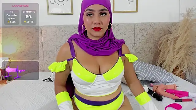 Snapshot of abby_gibson chatting on October 2025 06:53:02 PM abby gibson online show from October 2025 06:53:02 PM