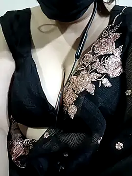 Sexybomb33 online show from December 2024 09:34:02 PM