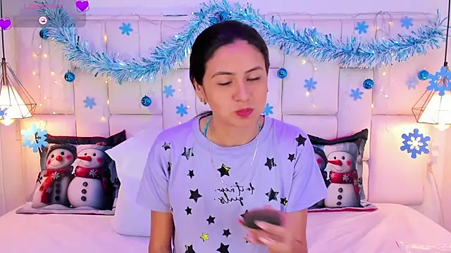 SarahSophia  online show from December 2024 11:33:02 AM