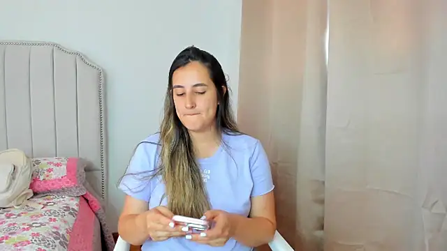 Hanna86 online show from October 2025 07:00:01 PM