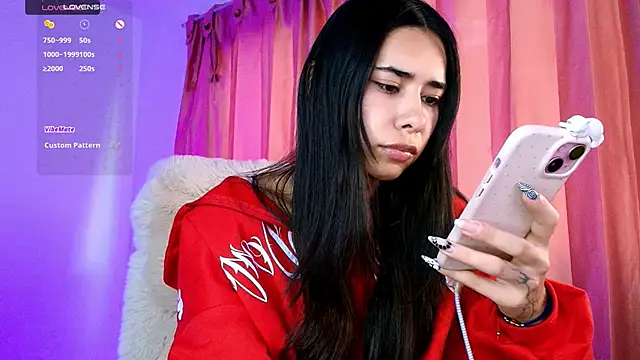 Snapshot of AmyOlimpo chatting on October 2025 09:15:01 PM AmyOlimpo online show from October 2025 09:15:01 PM