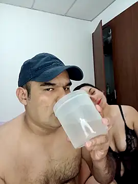 Snapshot of Angeelus2 chatting on September 2025 05:39:02 PM Angeelus2 online show from September 2025 05:39:02 PM