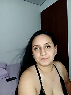 Snapshot of Angeelus2 chatting on October 2025 03:14:01 AM Angeelus2 online show from October 2025 03:14:01 AM