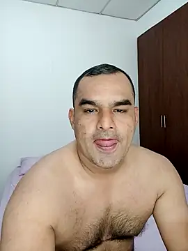 Snapshot of Angeelus2 chatting on October 2025 05:02:02 PM Angeelus2 online show from October 2025 05:02:02 PM