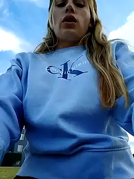 Snapshot of Misscata1106 chatting on October 2025 09:12:02 PM Misscata1106 online show from October 2025 09:12:02 PM