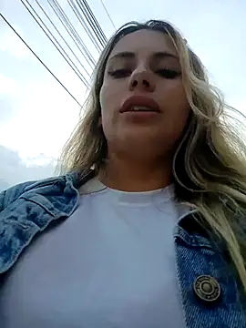 Snapshot of Misscata1106 chatting on October 2025 09:15:02 PM Misscata1106 online show from October 2025 09:15:02 PM