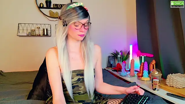 Kittychatte online show from March 2025 08:54:02 AM