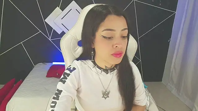 farichell online show from September 2025 08:52:02 PM