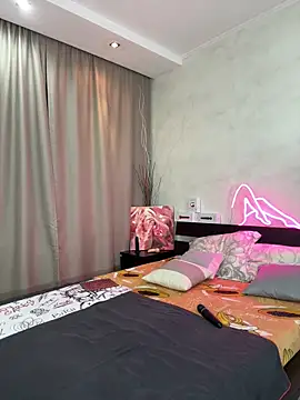 Milf Tea online show from December 2024 01:10:02 AM